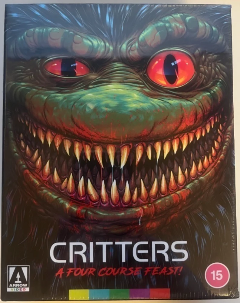 Critters - keskiyön nakertajat - A Four Course Feast - Limited Edition (4xBlu-ray) mukana 60-sivuinen kirja. Critters / Critters 2: The Main Course / Critters 3 / Critters 4