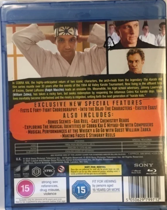 Cobra Kai: Season 1 & 2 (Blu-ray) (Import) 2018-2019