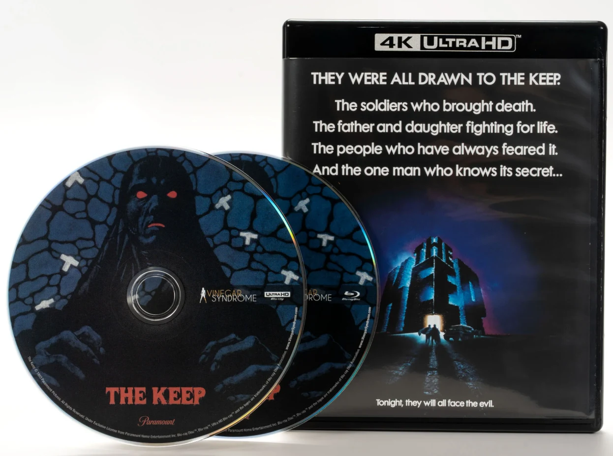 Paholaisen pesä - The Keep - Limited Edition Slipcase + Slipcover (4K Ultra HD + Blu-ray) 1983 (Vinegar Syndrome Retail) 40-sivuinen kirja